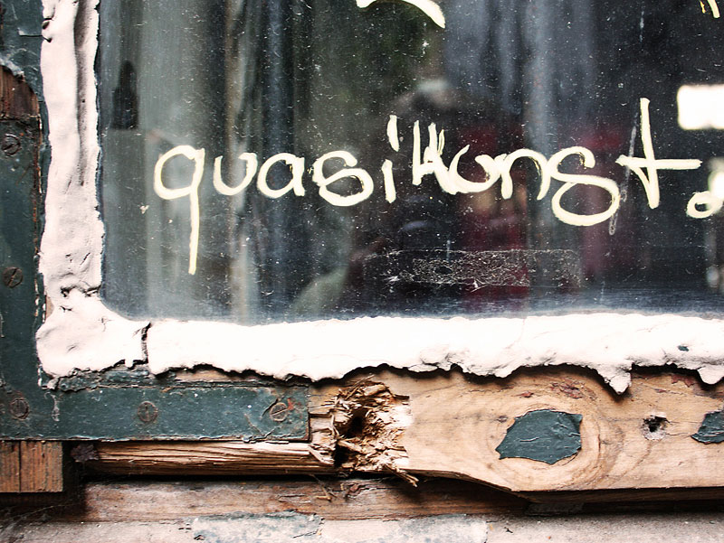 „quasi kunst“ – gefunden im Gängeviertel Hamburg