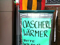 „Oascherlwärmer“ –  So etwas findet man nur in München zur EM.