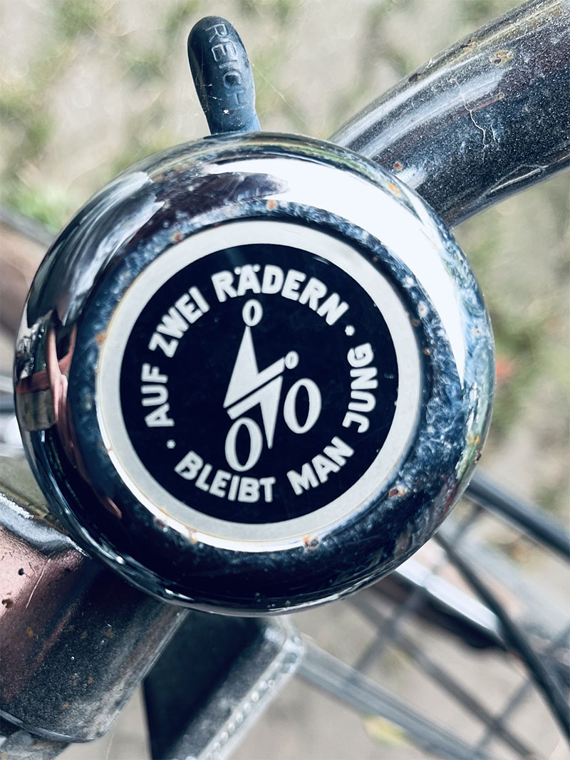 Oktober &ndash; gefunden in Hamburg